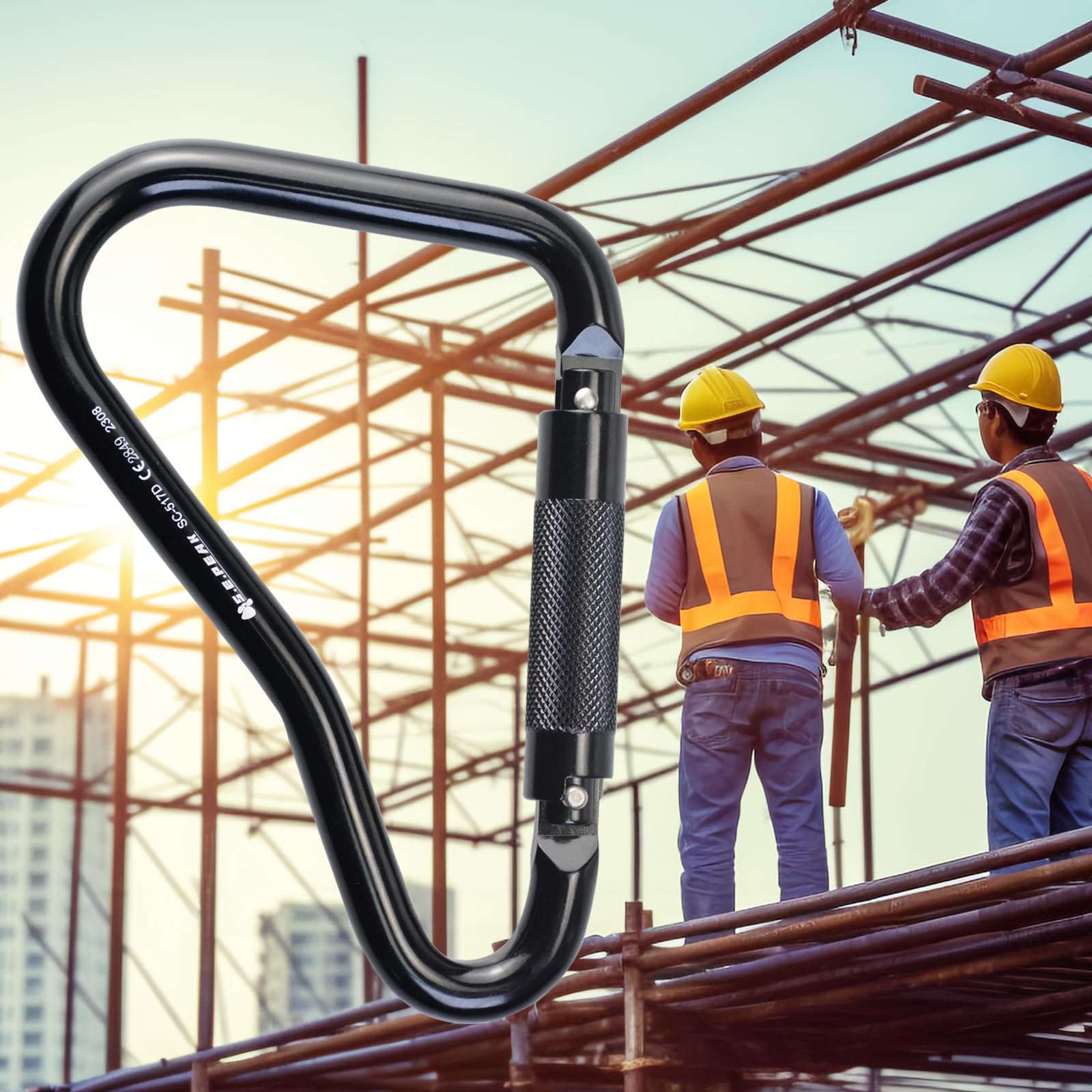 S.E.PEAK CE-certified ladder hook ensures reliable safety during climbs.