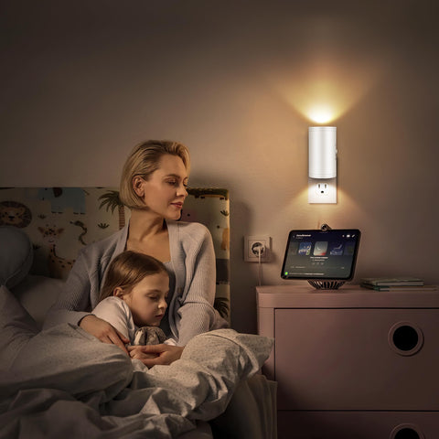 SETEN night light dimmable from 0 to 300 lumens for customizable ambiance.