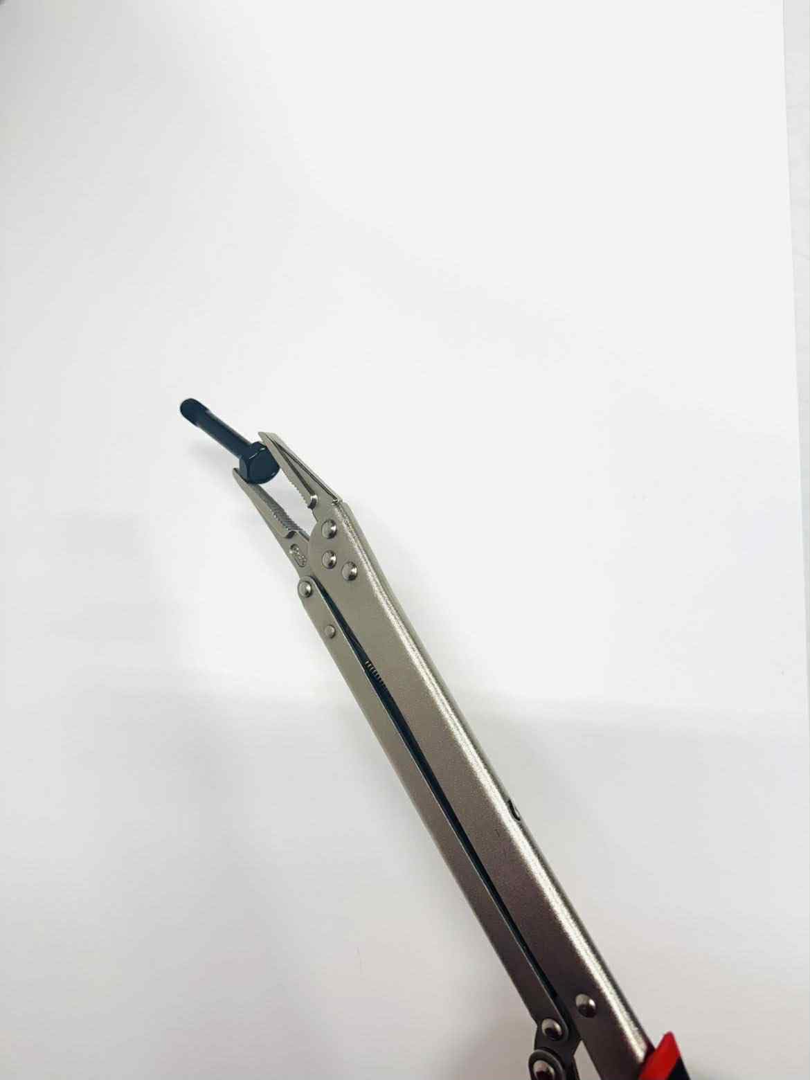 SHOW ME TOOLS chrome vanadium steel construction delivers durable, long-lasting performance for tough jobs.