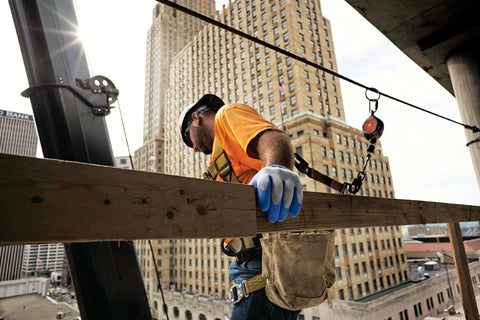 SHOWA Atlas 300 ergonomic flat-dipped design reduces hand fatigue.