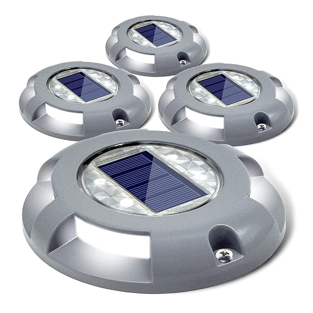 SIEDiNLAR solar deck light during installation for quick outdoor setup.