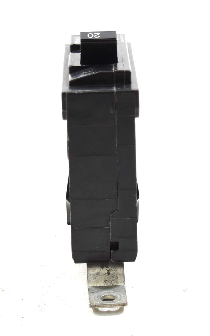 Siemens B120H ground-fault option supports safer circuits.