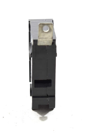Siemens B120H wiring-terminals close-up for secure terminations.
