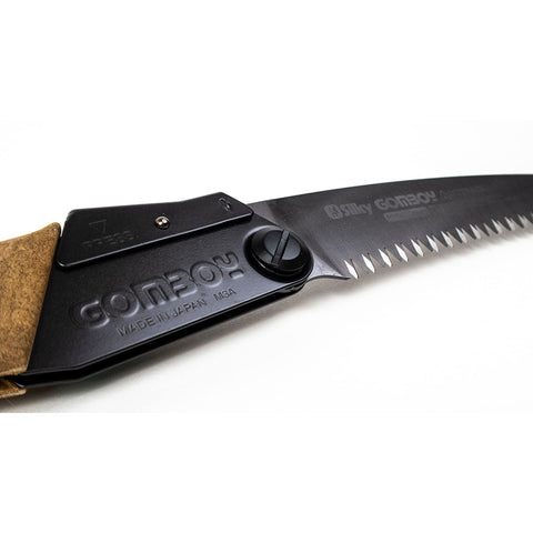 Silky Gomboy Curve heavy-duty-steel construction for tough outdoor tasks.