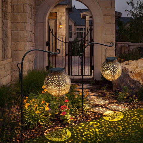 Singingarden Solar Panel Lantern closeup highlights energy-saving design.