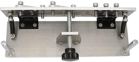 Singring compact fixture fits in tight spaces