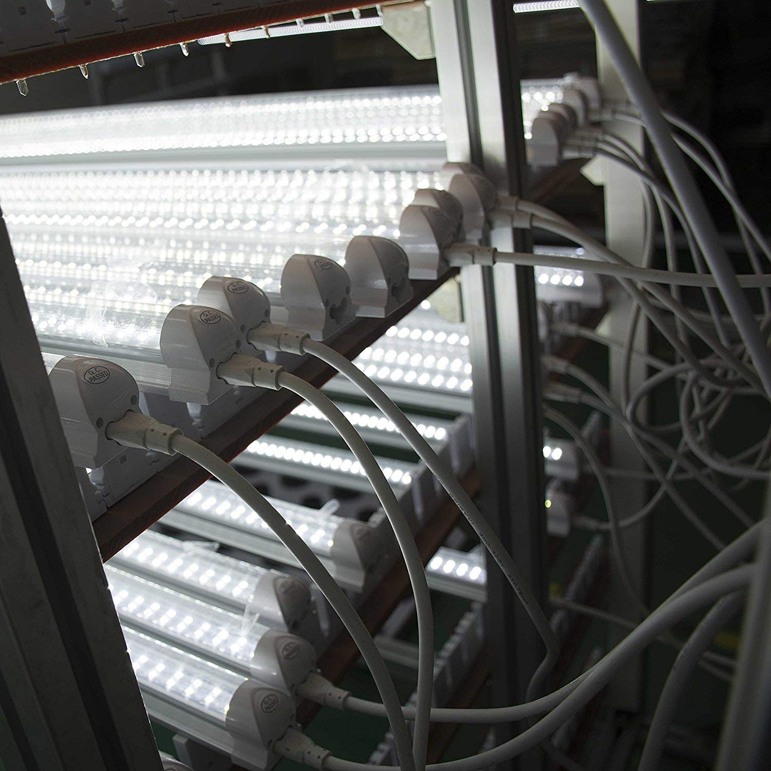 SinLoon 310 cm length connecting cord ideal for long ceiling installations.