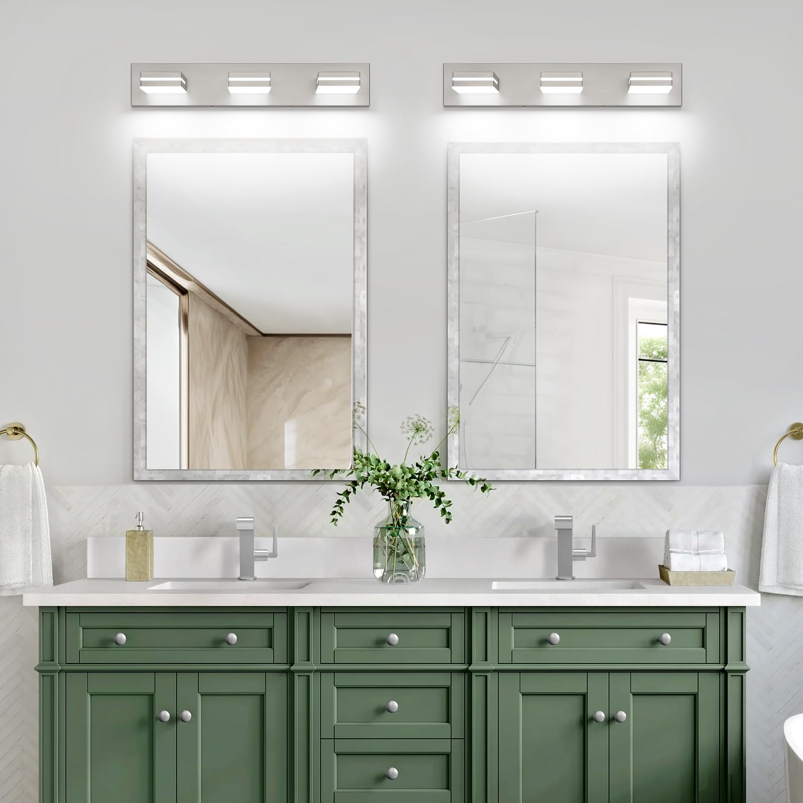 SineRise durable design resists fog and humidity in humid bathrooms.
