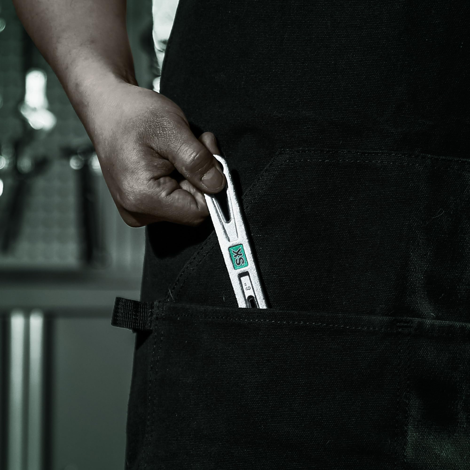 SK durable CR-V steel construction stands up to daily tasks.