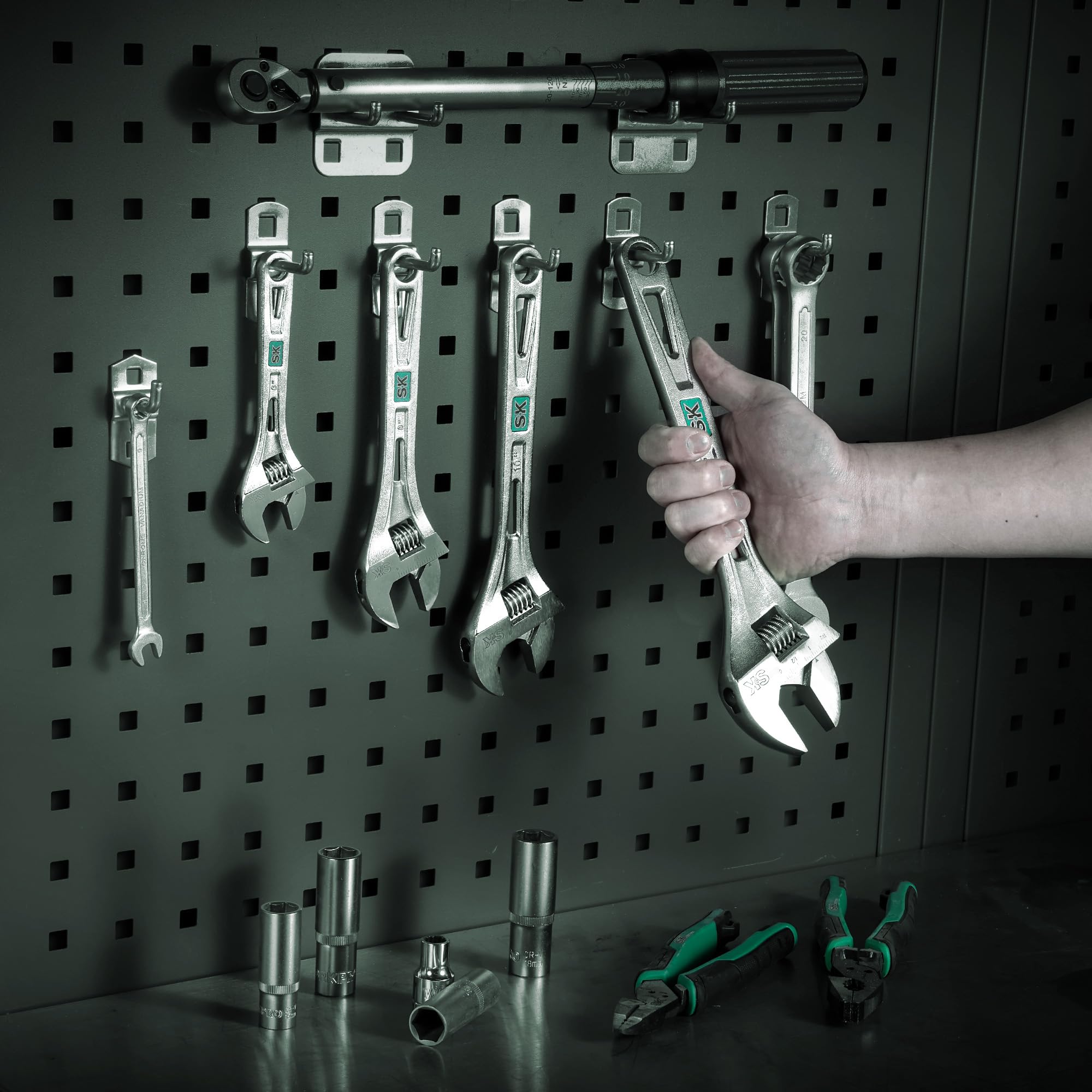 SK durable chrome-vanadium construction supports tough workshop tasks.