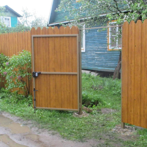 Skelang black powder-coated finish resists weather for outdoor gates
