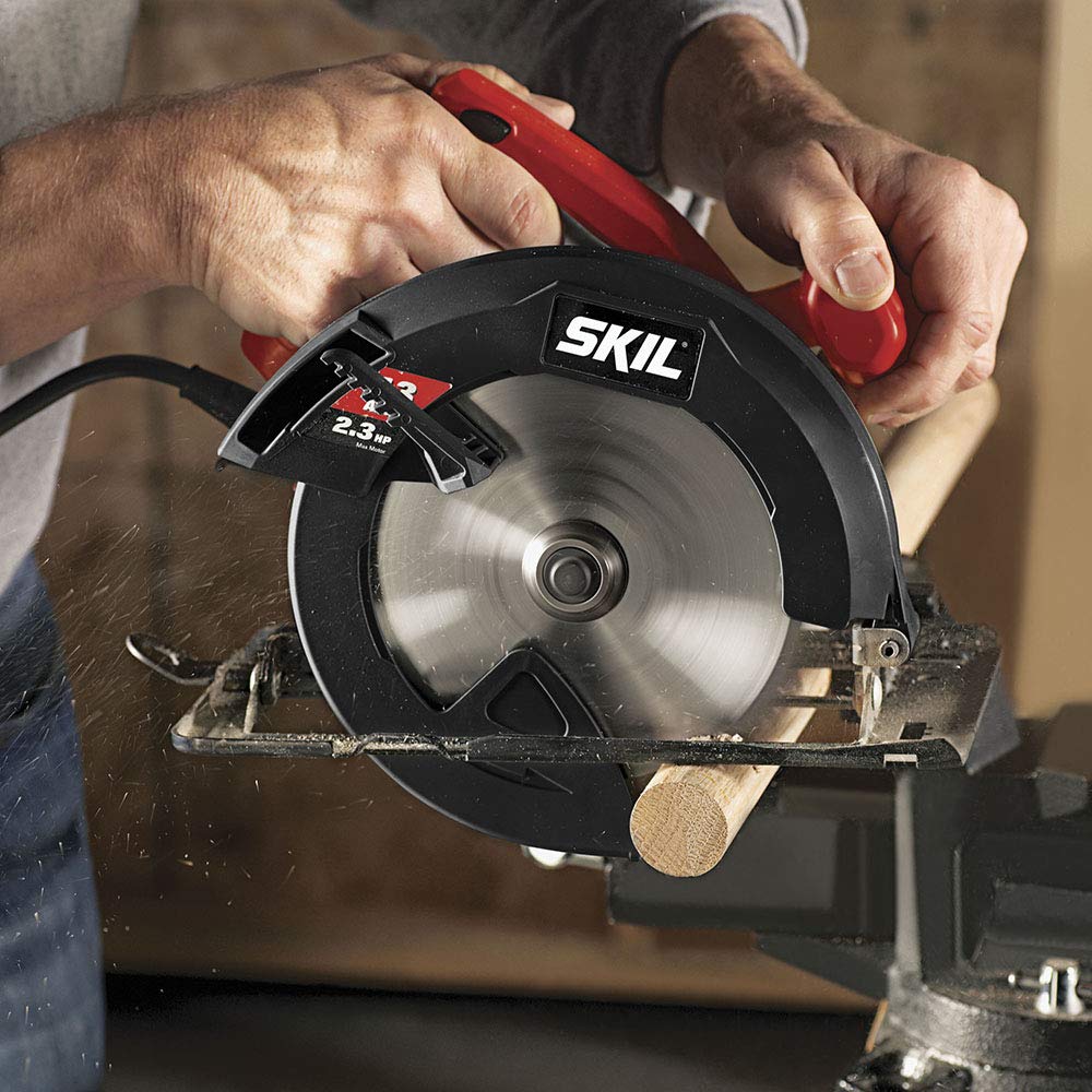 Skil 5080-01 circular saw includes 18-tooth carbide blade