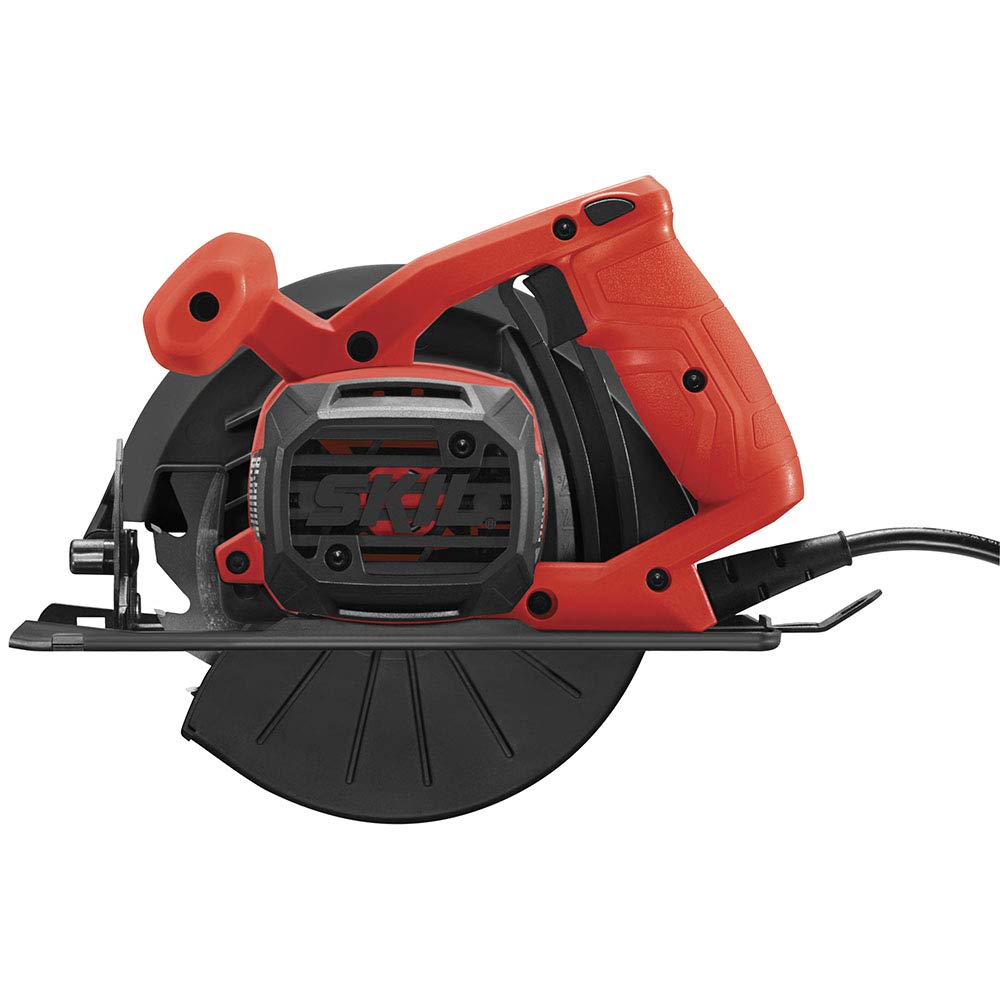 Skil 5080-01 circular saw red body with ergonomic grip