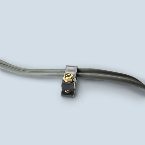 Neat cable management with black low-profile design