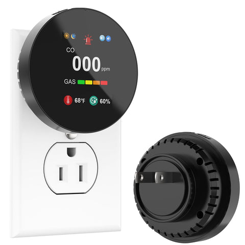 SMSRECEIVE 4-in-1 detector display shows real-time readings for CO and gas, enabling quick checks.