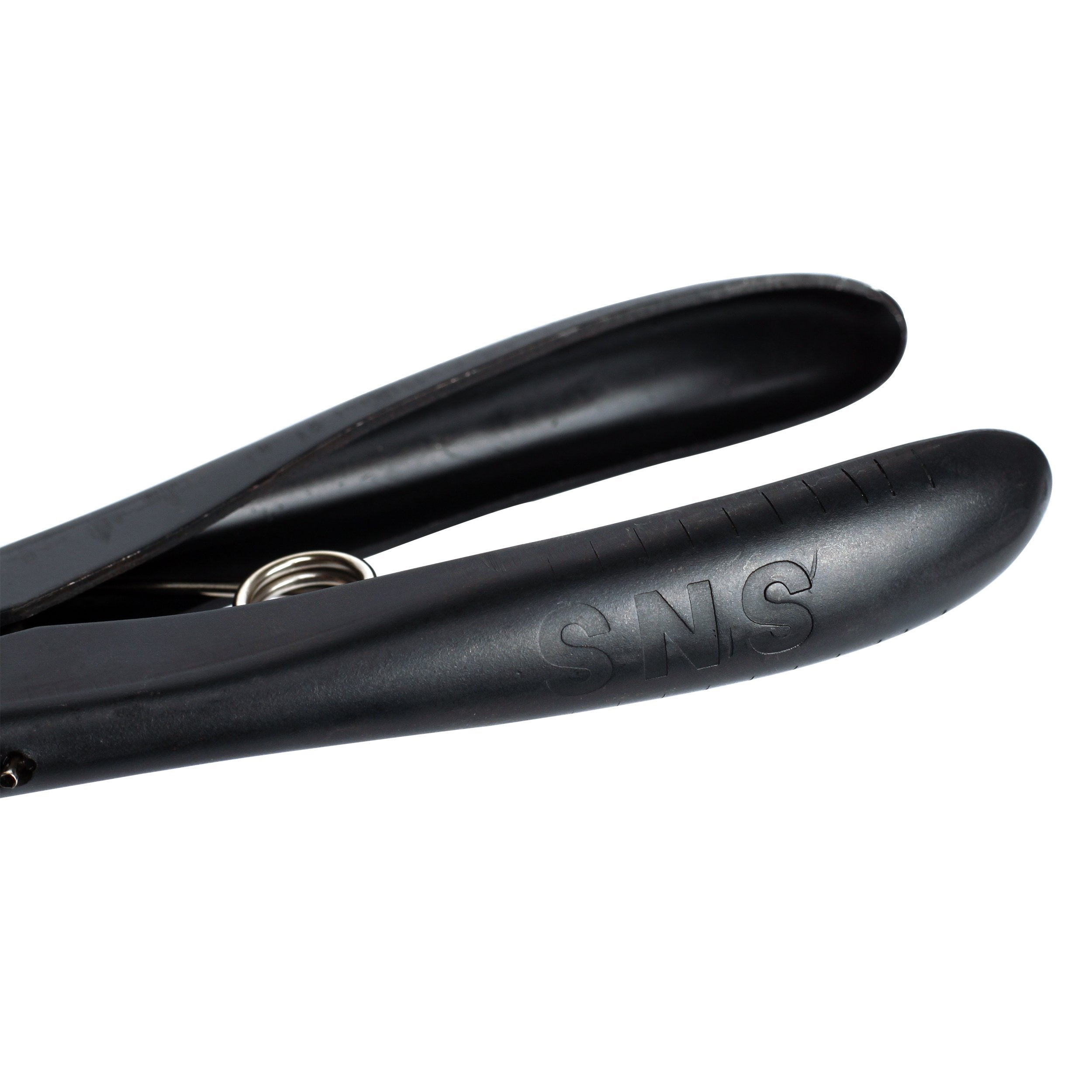 SNS TK-2 supports PU, PE, nylon tubes for versatile repairs.