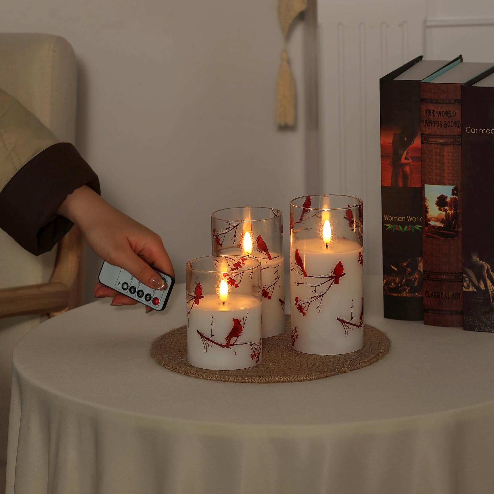 SNUGBLAKI cardinal glass vessel candle displaying elegant glass glow