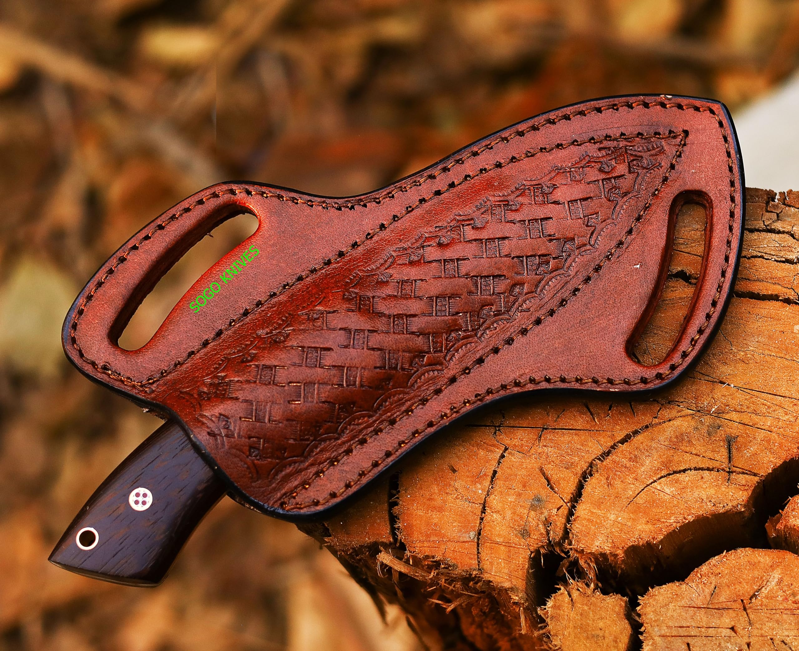 SOGO KNIVES leather sheath for belt holds a 4–6 inch skinner knife securely.