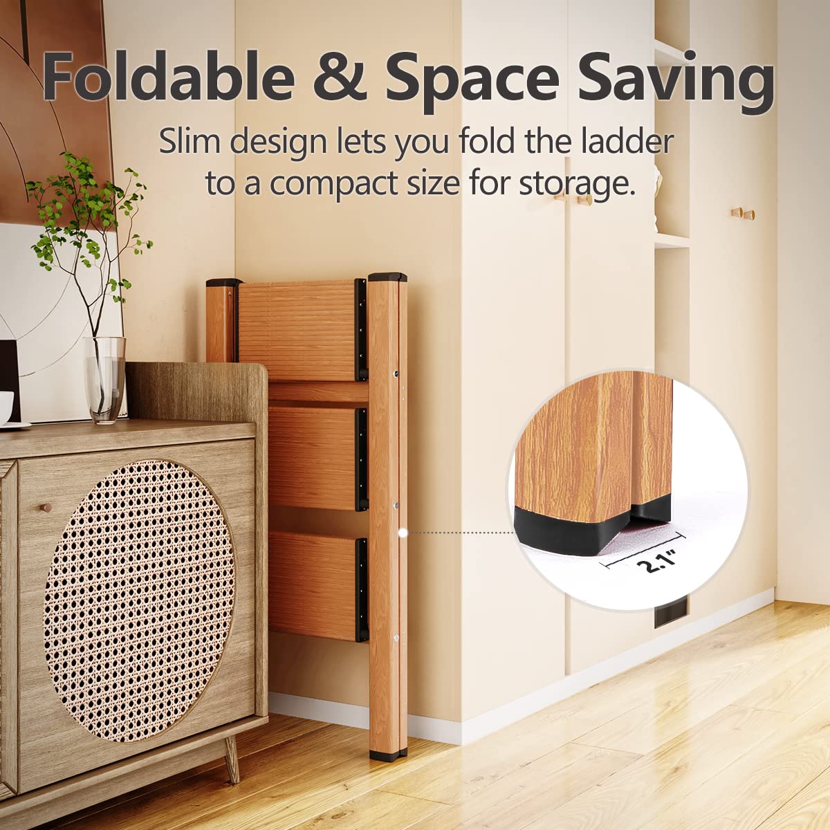 Soladder anti-slip wide pedal ensures safe use on any step.