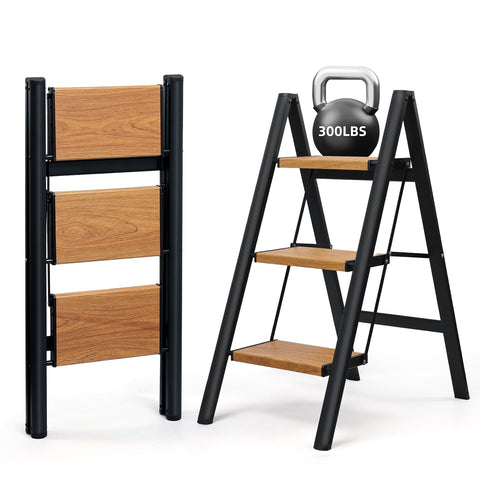 Soladder 3-step ladder with anti-slip pedals for secure footing