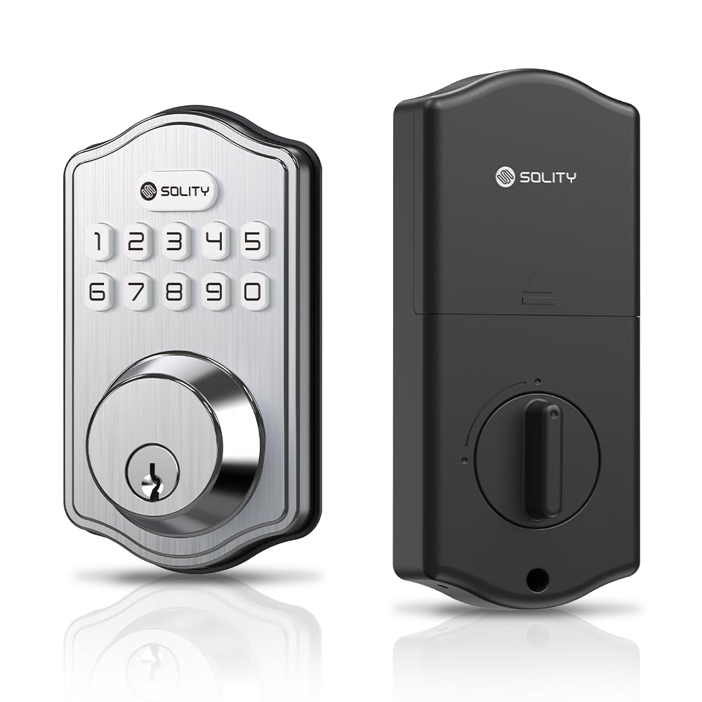 Close-up of SOLITY AT1 keypad with customizable codes for guests.