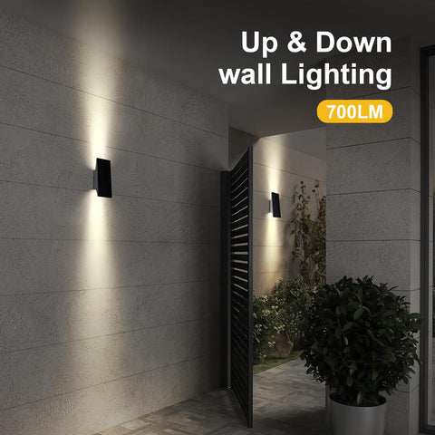 SOTTLOT easy-install solar light mounts without wiring for quick setup.