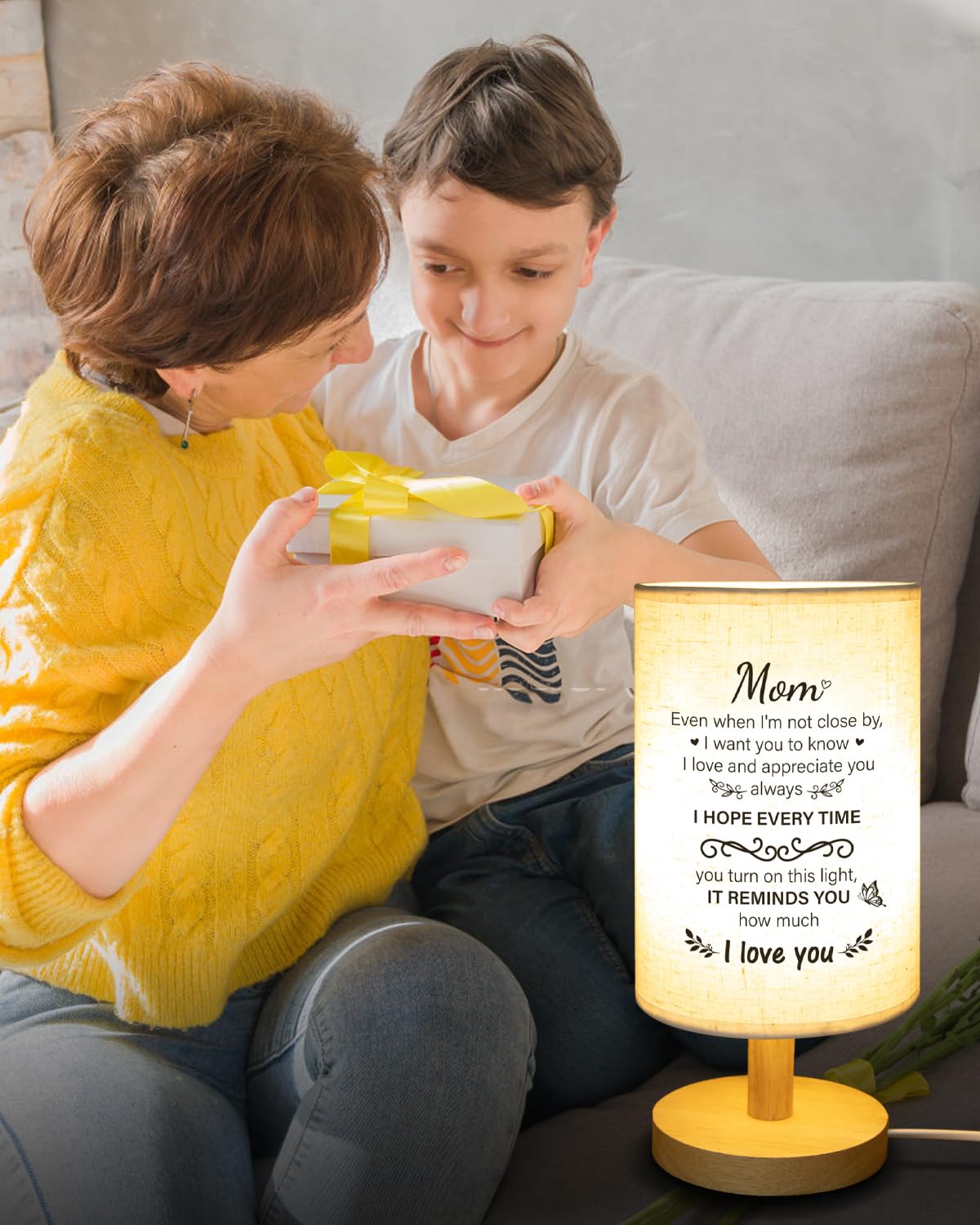 SOUHONEY Mom Lamp enhances home decor with warm ambient glow.