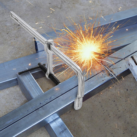 SOUJOY drop-forged steel frame highlighting durability and heat resistance