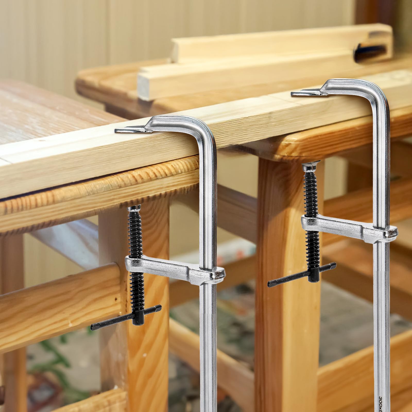 SOUJOY non-marring pads protect surfaces while clamping