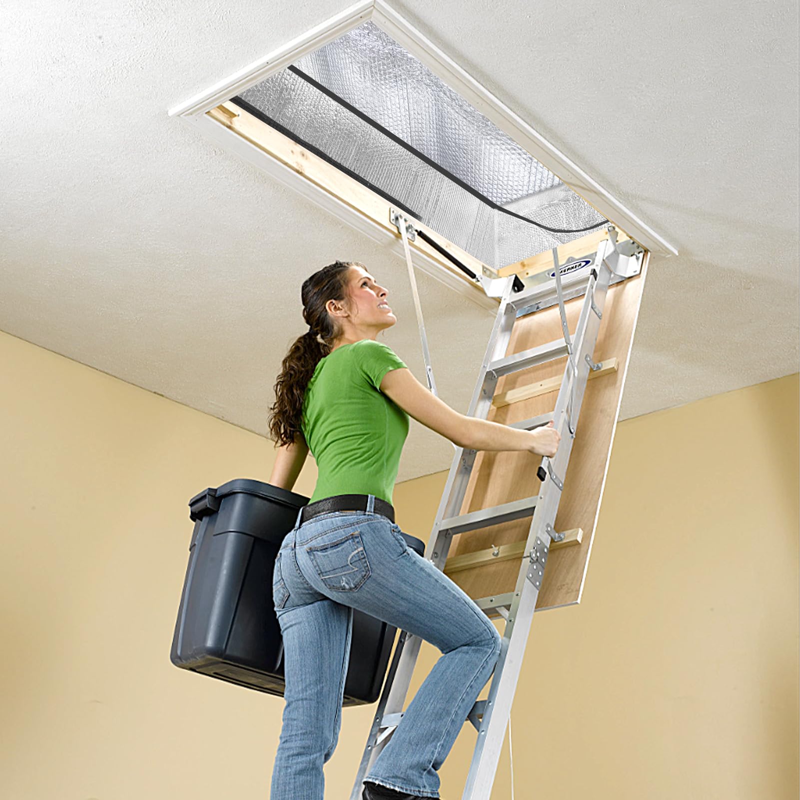 Souroyea attic tent insulation uses aluminum layers to block radiant heat