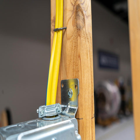Southwire SIMpull 600-volt rating label indicates safe indoor use.