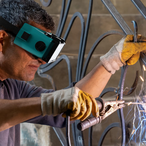 SPARGOS welding goggles eye protection coverage against sparks and debris
