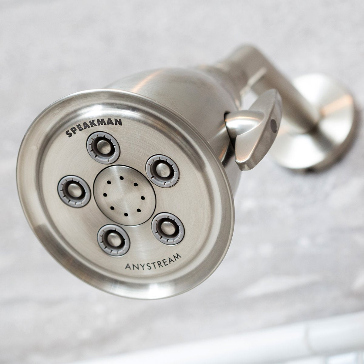 Speakman 8-center massage jets for targeted relief across the body.