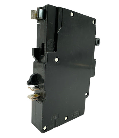 Square D QO120PAF installation mount demonstrating quick panel replacement
