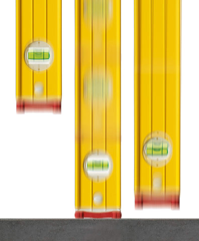 Dual screens on the Stabila 36548 simplify angle readings on site.