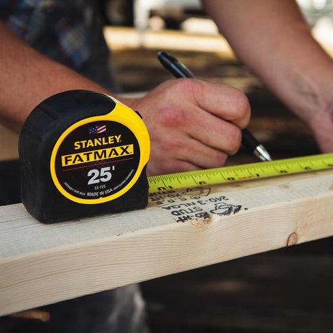 Stanley FatMax 25 ft tape measure lock and hook close-up for precise locking.