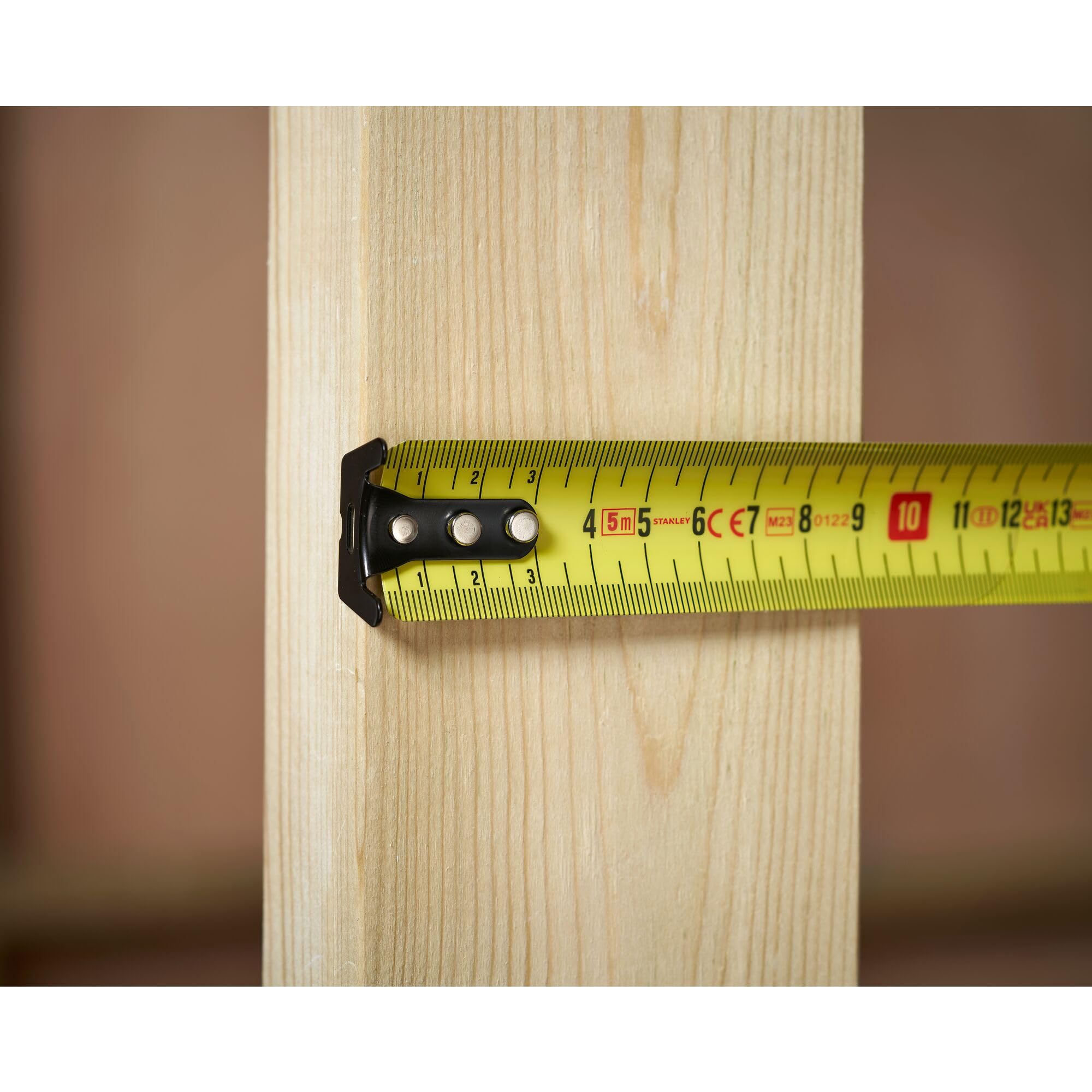 Stanley FatMax easy-read blade markings aiding quick readings.