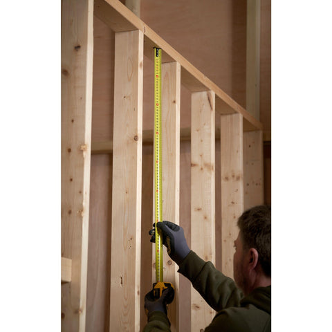 Stanley FatMax standout 3.3m showing easy one-person use.