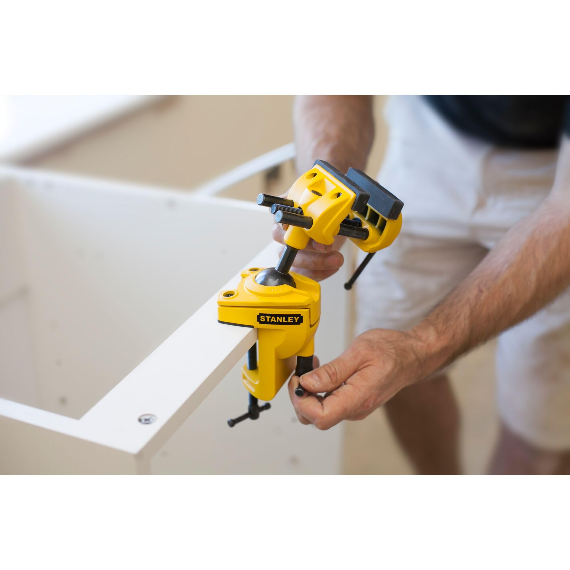 Precision workholding helps you tackle small components with confidence.