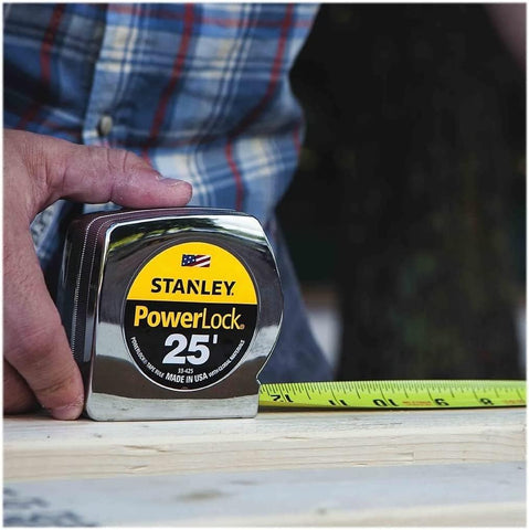 STANLEY MEASR with durable casing suits heavy site use.