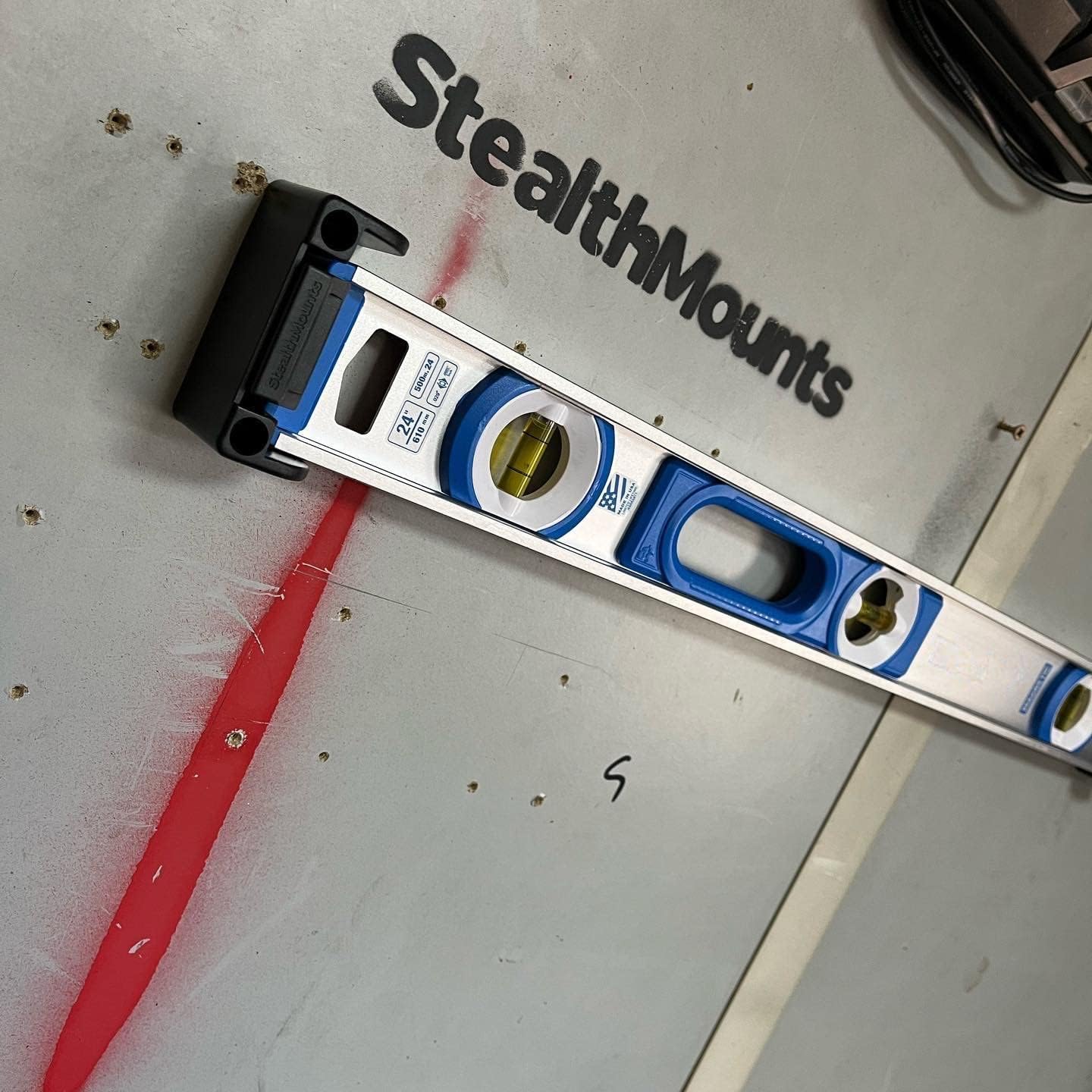 StealthMounts UK-made level mount with robust construction
