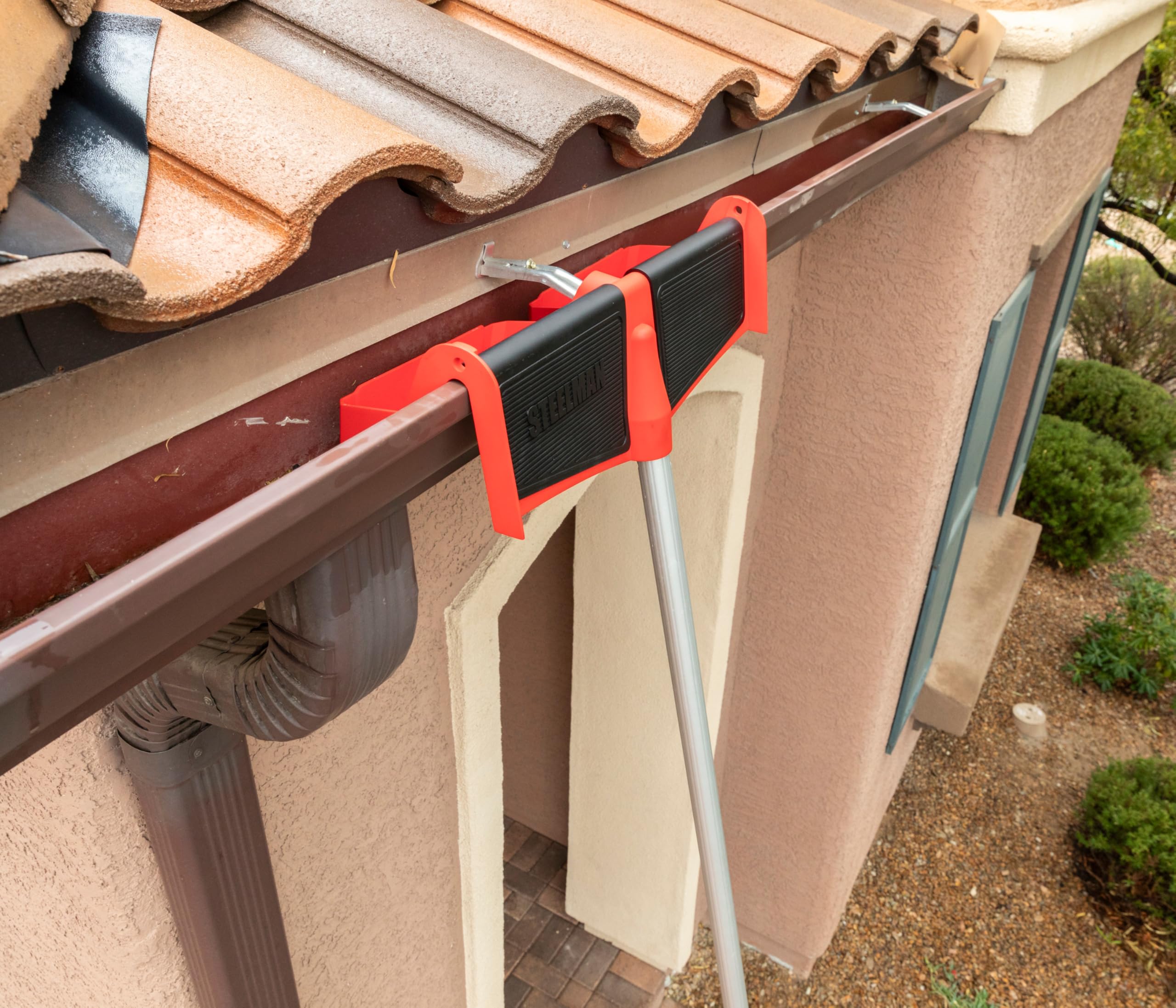 Hanger gap design shown for accessing difficult spots