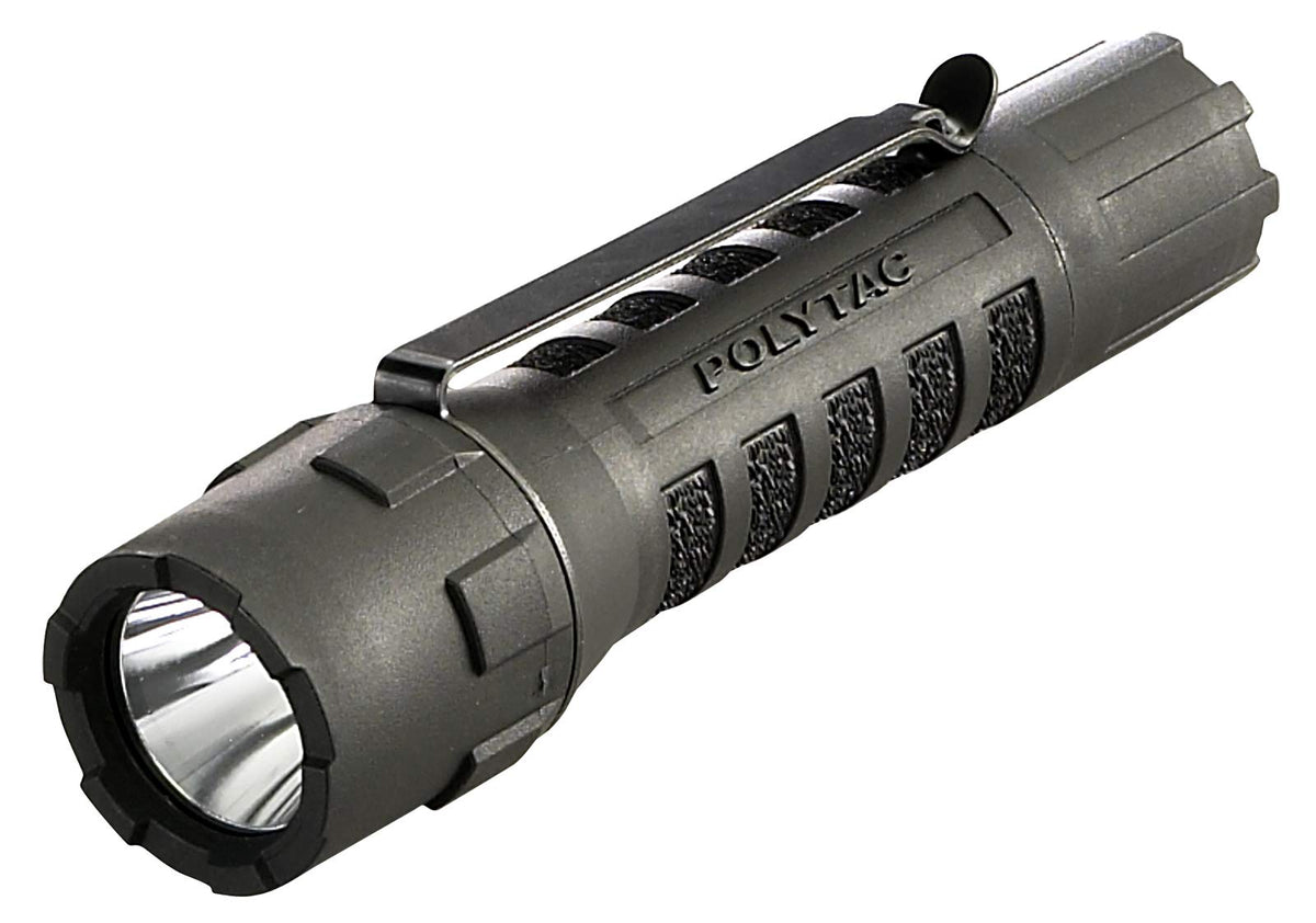 Streamlight PolyTac 88850 delivers a 600-lumen beam for clear nighttime visibility.