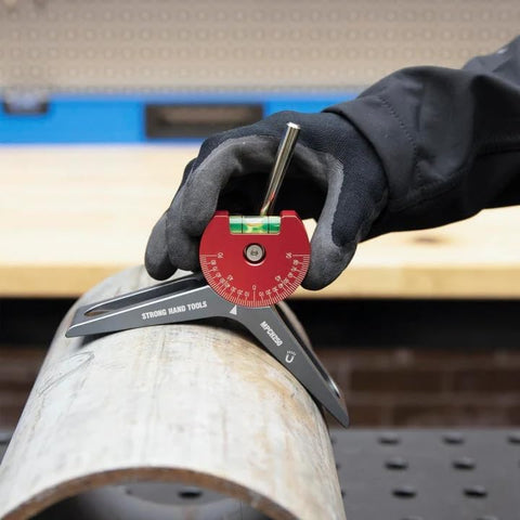 Interior pipe center-marking with MPCH250 for symmetric reference.