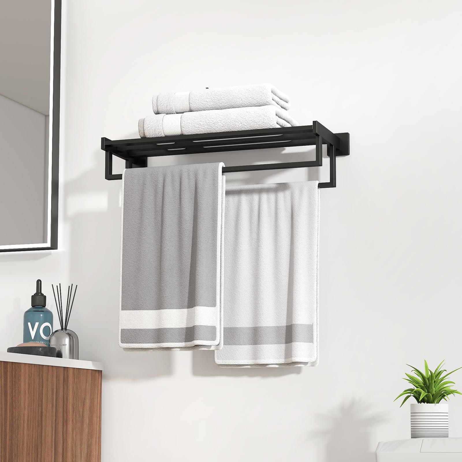 STWWO 24-inch rack saves space and increases airflow.