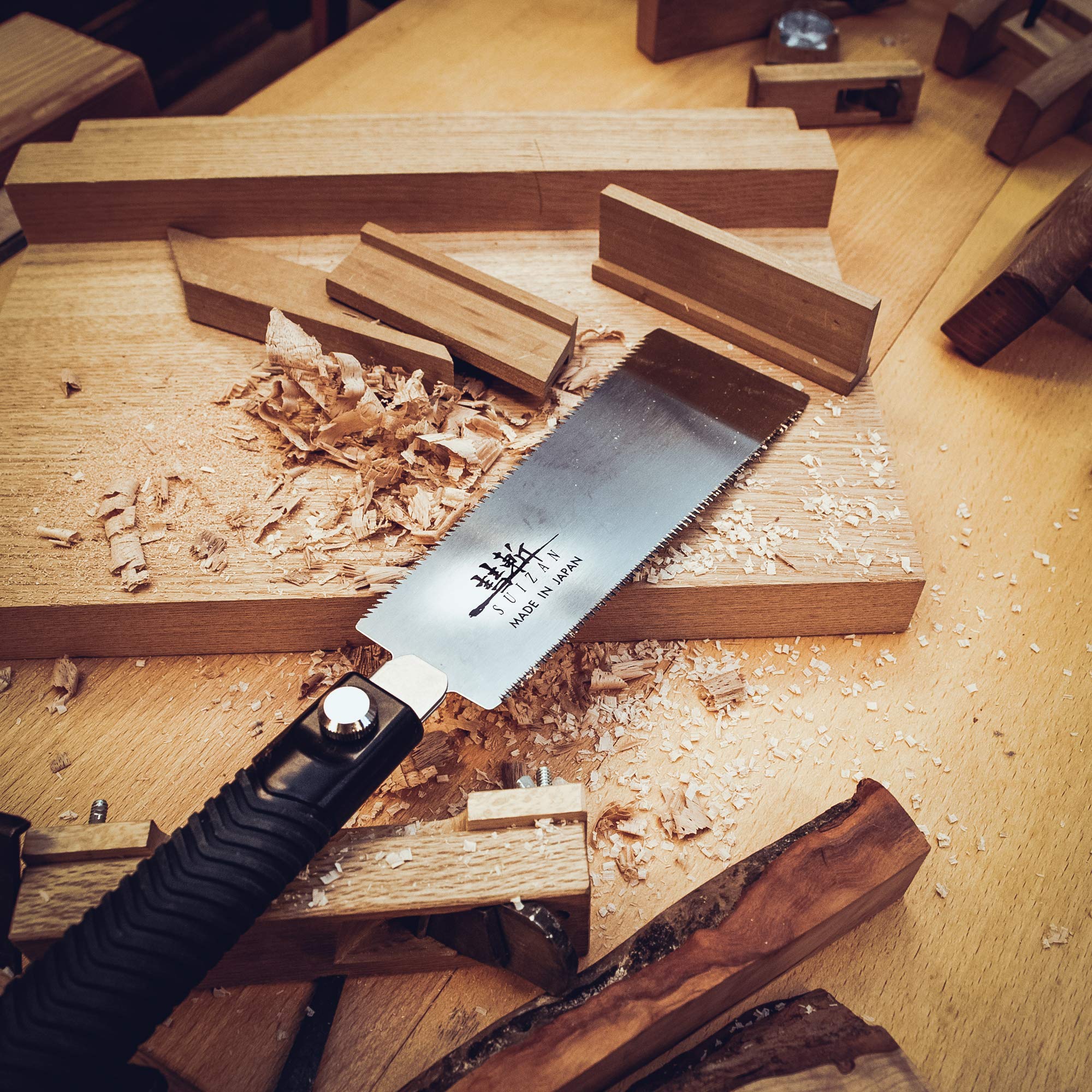 SUIZAN Ryoba 7in pull saw ergonomic handle for comfort