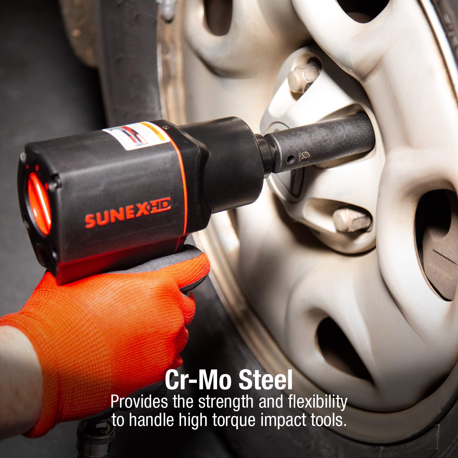 Sunex 2568 chamfered opening aligns fasteners quickly