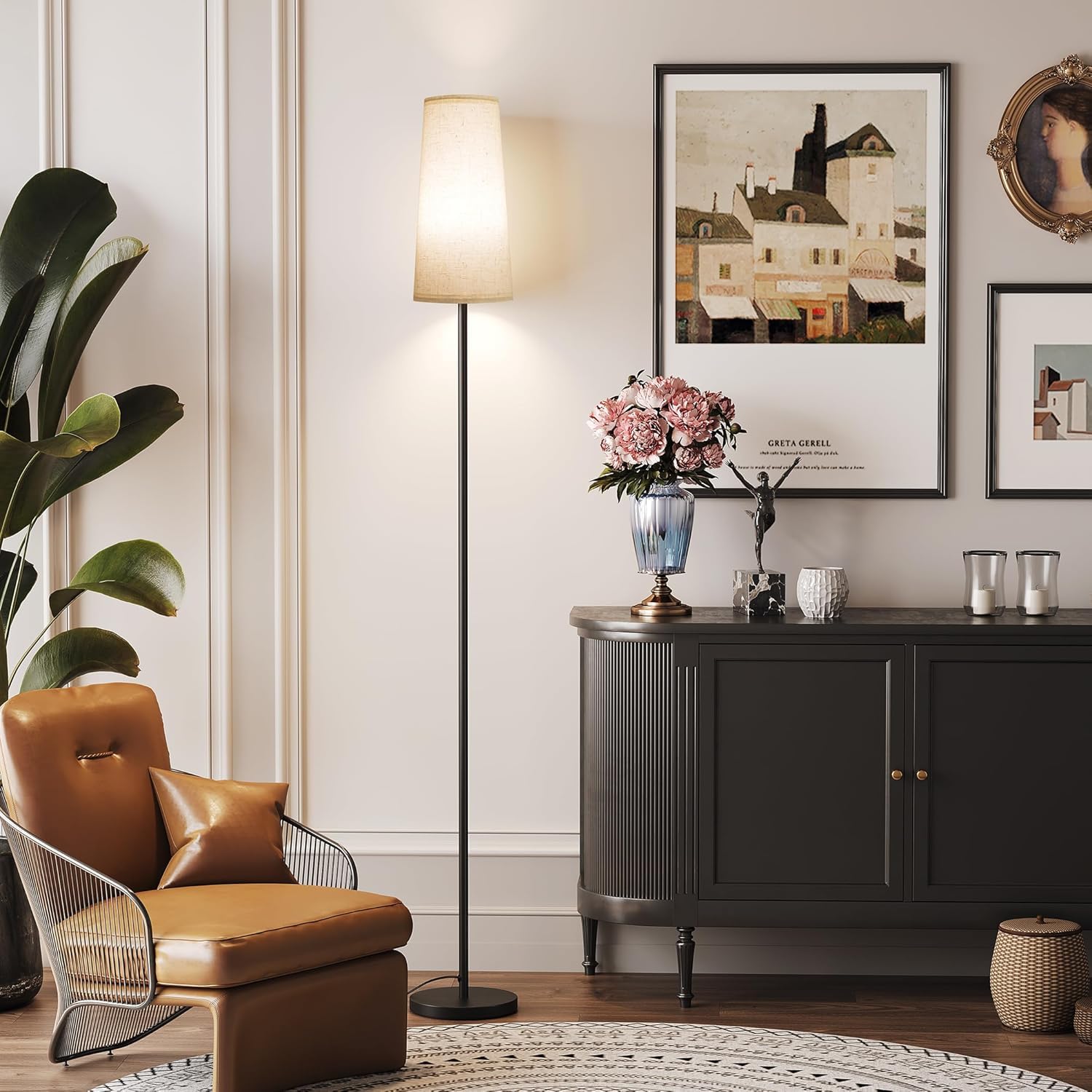 SUNMORY slim-profile floor lamp fits corners while saving space