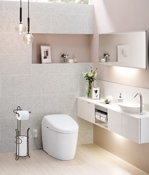 SunnyPoint accommodates one roll plus three spare rolls for busy homes.