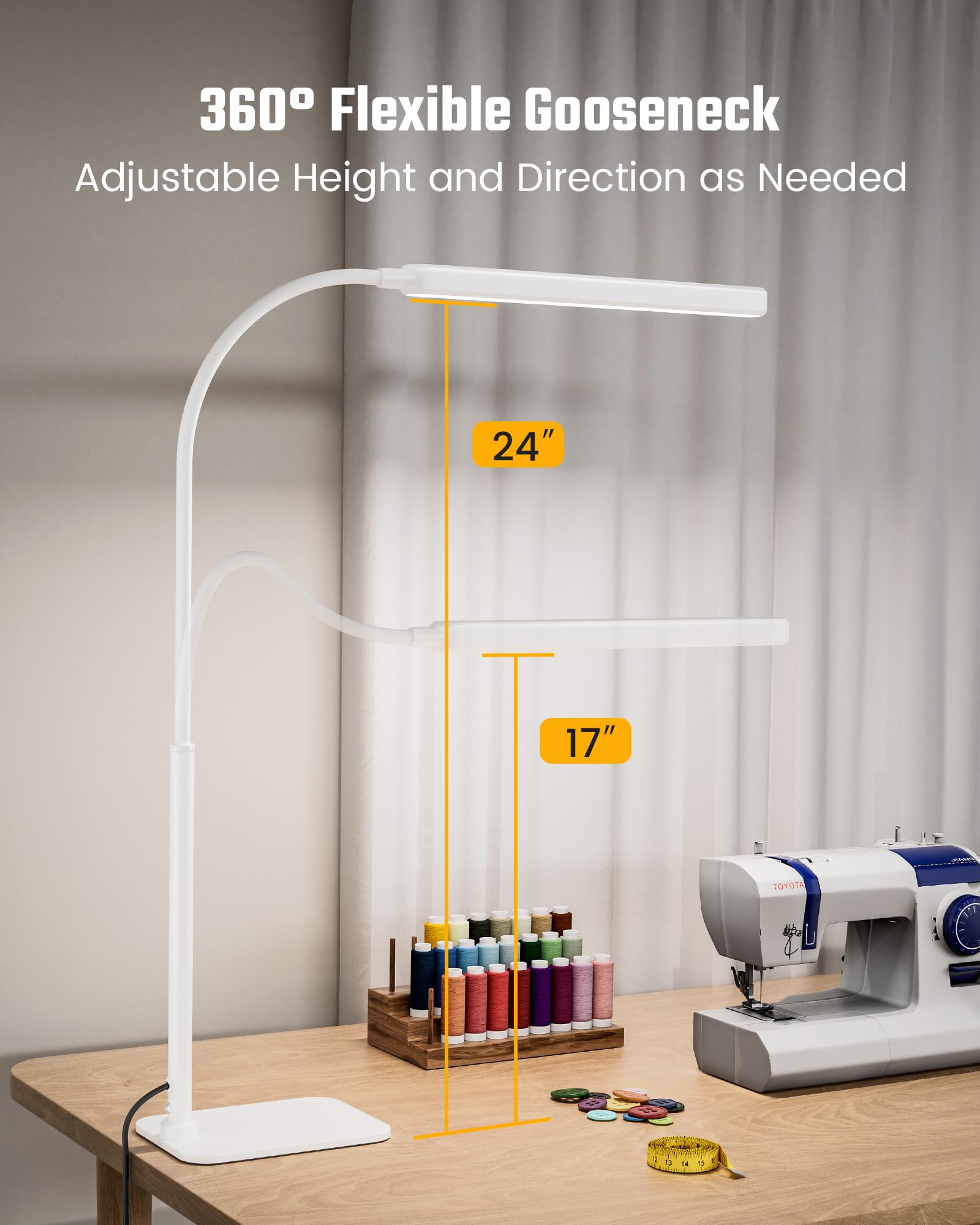 SUPERDANNY stable base keeps the lamp steady on desks of all sizes.